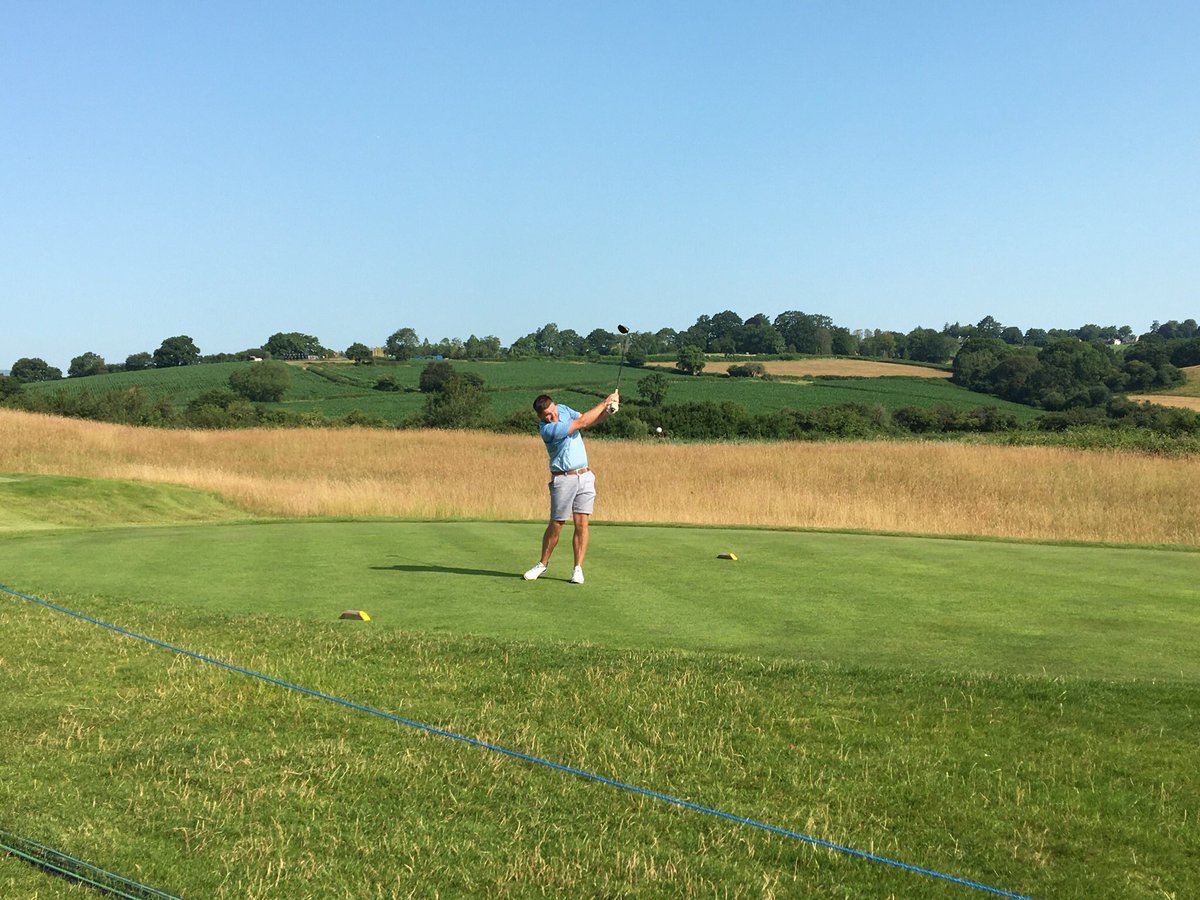 TheCelticManor's tweet photo. Snooker Loopy! 
Green baize trio @ryan23day John Parrott and @markwil147 teed up with @EuropeanTour pro Masahiro Kawamura in the @CazooOpen pro-am. 
Ryan even managed to keep the white ball in his frame 👀
#miscue https://t.co/DctJYloduc