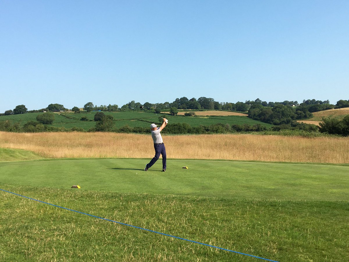 TheCelticManor's tweet photo. Snooker Loopy! 
Green baize trio @ryan23day John Parrott and @markwil147 teed up with @EuropeanTour pro Masahiro Kawamura in the @CazooOpen pro-am. 
Ryan even managed to keep the white ball in his frame 👀
#miscue https://t.co/DctJYloduc