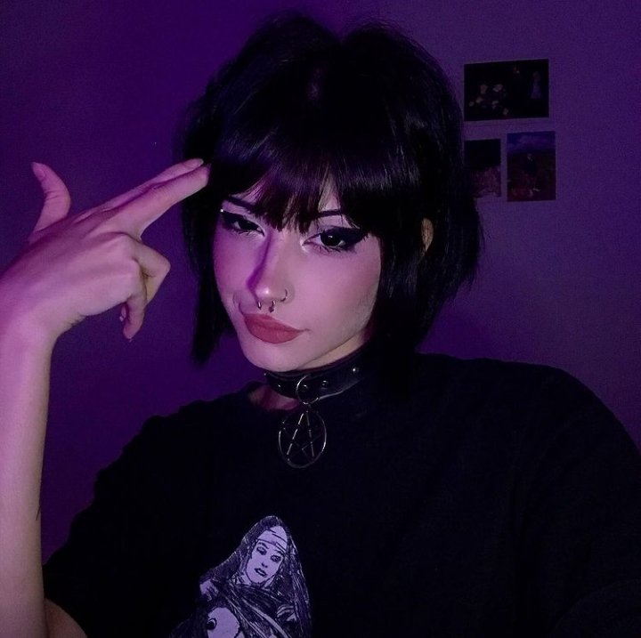 M4RVELXDC's tweet photo. ‘ ‘ Ficha para Heróis/Vilões.

Nome: Ravena H.Tanaka

User: @R4AVENB1TCH

Pronomes: Ela/dela

Sexualidade: Demi

Nome em que é conhecido: Ravena/Raven

Idade: 18 anos

Vilão ou Herói: Heroína 

DC ou MARVEL: DC

Aparência do personagem + Shape: https://t.co/MyeWarUYDW