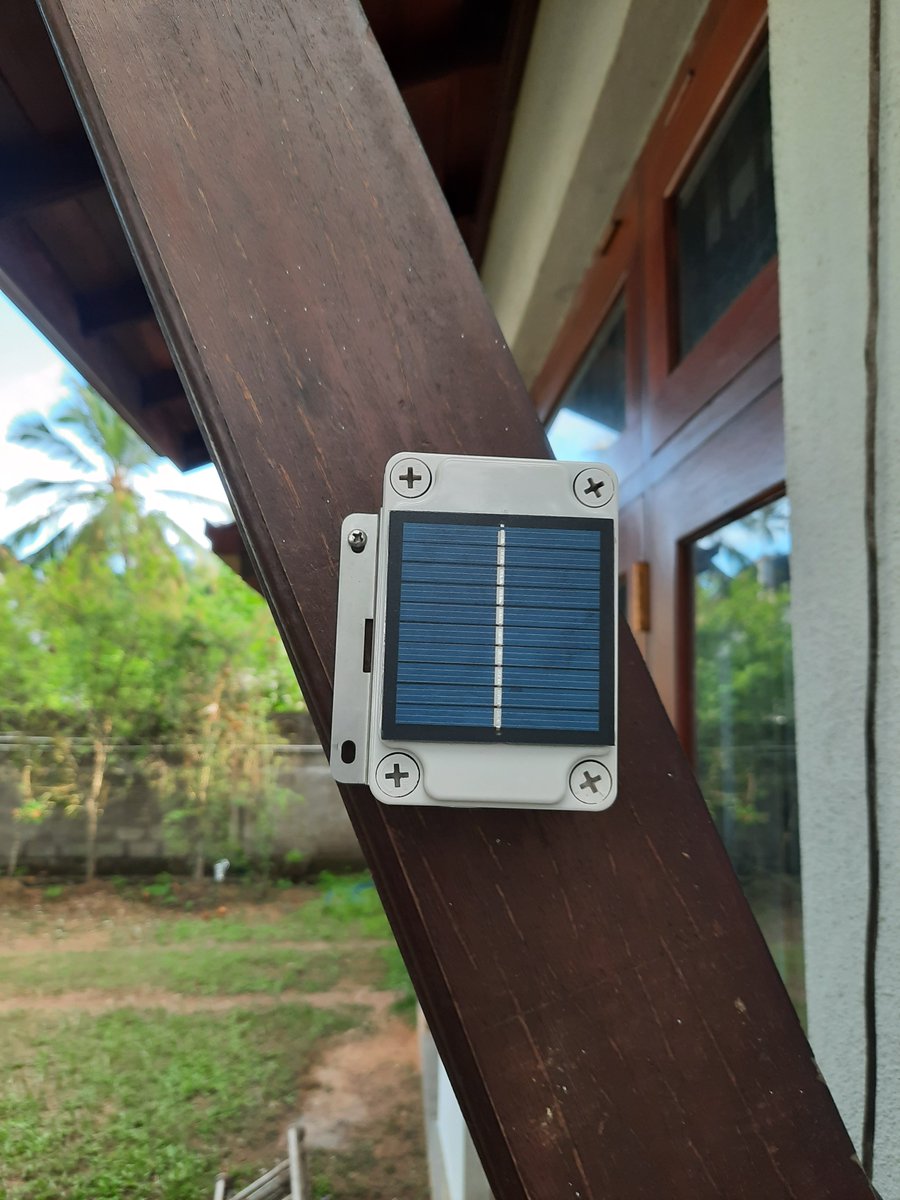 RAKwireless's tweet photo. Have a look at @pradeeka7’s temperature monitoring system! 🥳
 
Using the #RAK7205 and #RAK7244 LPWAN developer gateway, she gets reports on the condition and temperature of her own outdoor garden.

Get creative in your own homes, start today! https://t.co/KXEwwUSZTI https://t.co/APX7uHXkam