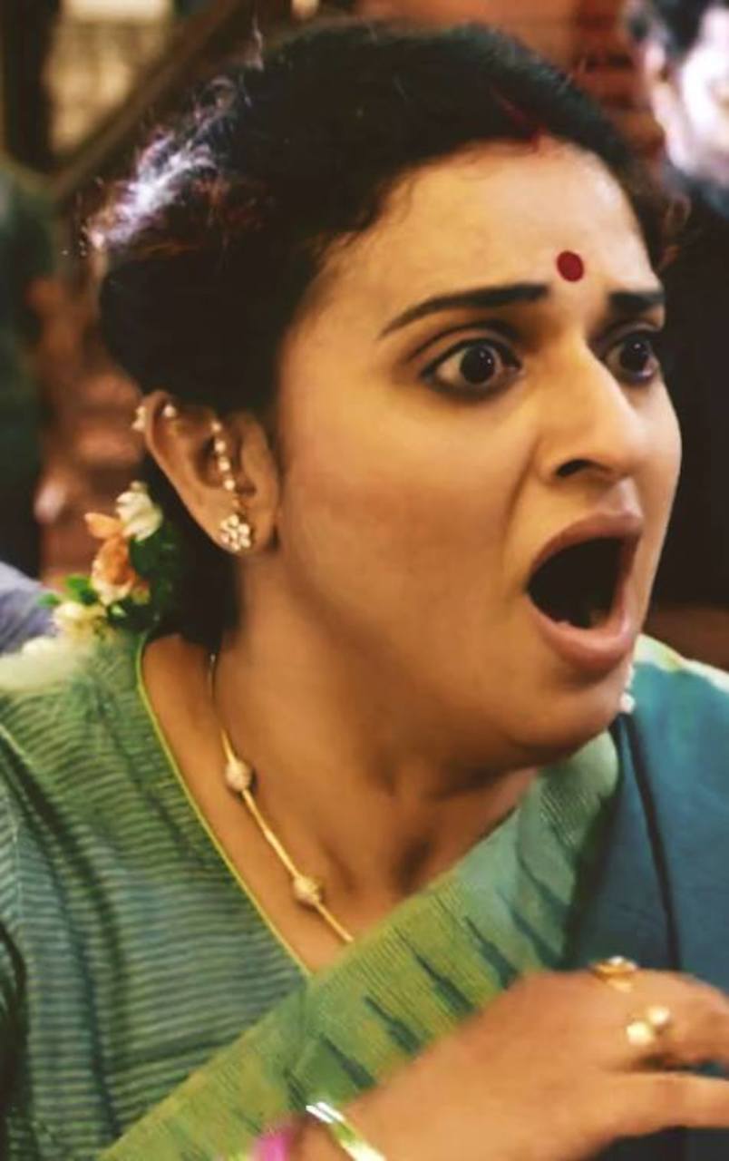 Image Pavitra Naresh in Dubai, Pavitra Honeymoon Collections నరేష్-పవిత్ర షికారు.. లీకైన వీడియోలు.. హనీమూన్ అయిపోయిందా