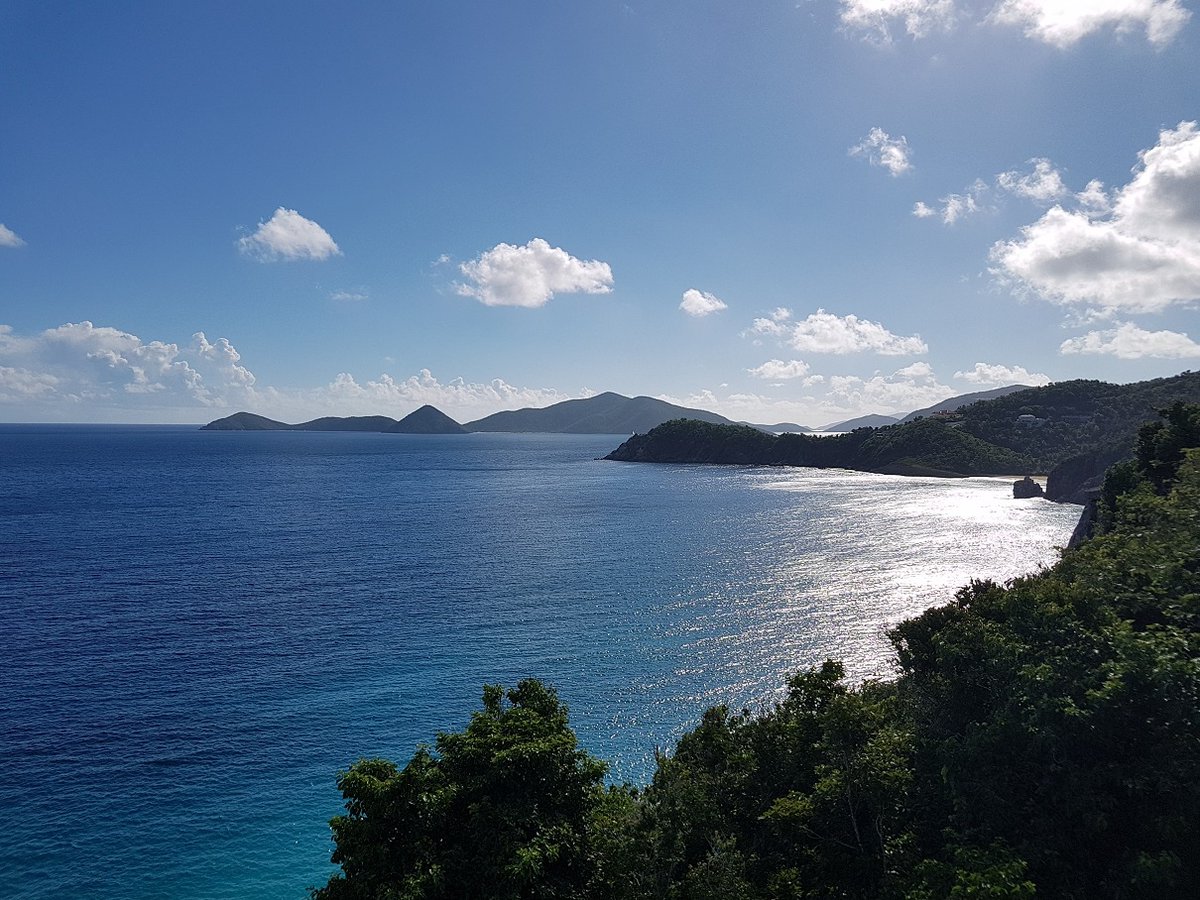MyALL Tortola, laisses-toi dorloter par le paradis! 😎
#bvi #bviluxury #caraïbes #vacancesdereve #vacancesausoleil #maisondereve #villamyall #myallresidence

fr.bviluxury.com/the-villa