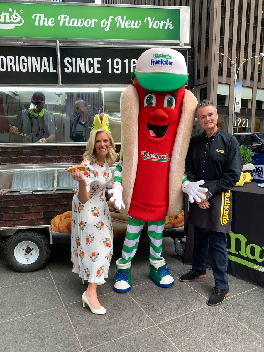 JaniceDean's tweet photo. It’s #NationalHotDogDay and @originalnathans is here along with @jwalkermobile and #frankster to celebrate! Free hot dogs on #foxsquare 🌭 https://t.co/z8tLchoDkf