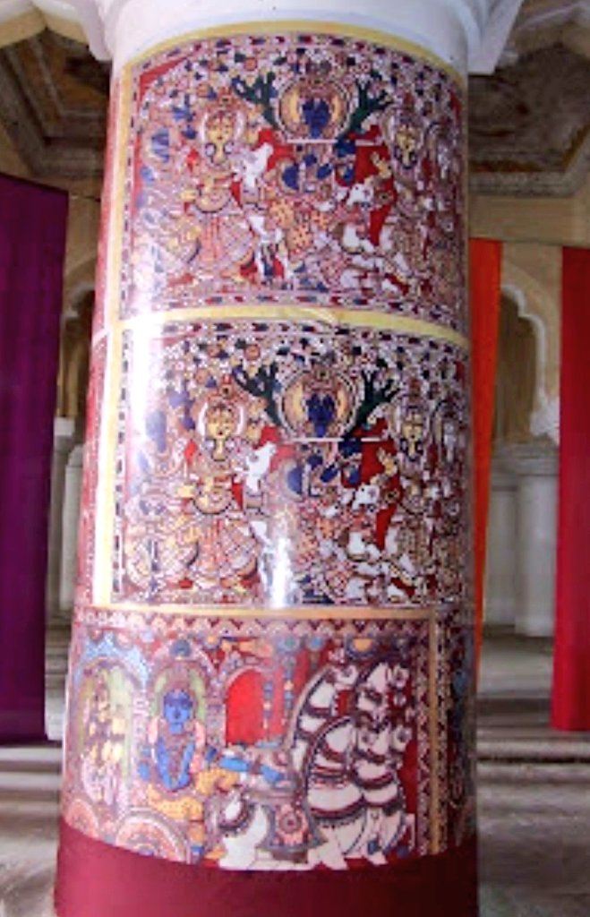 The Thirumalai Nayak Palace was built by King Thirumalai Nayak in 1636 CE and is a classic fusion of Dravidian and Islamic styles
