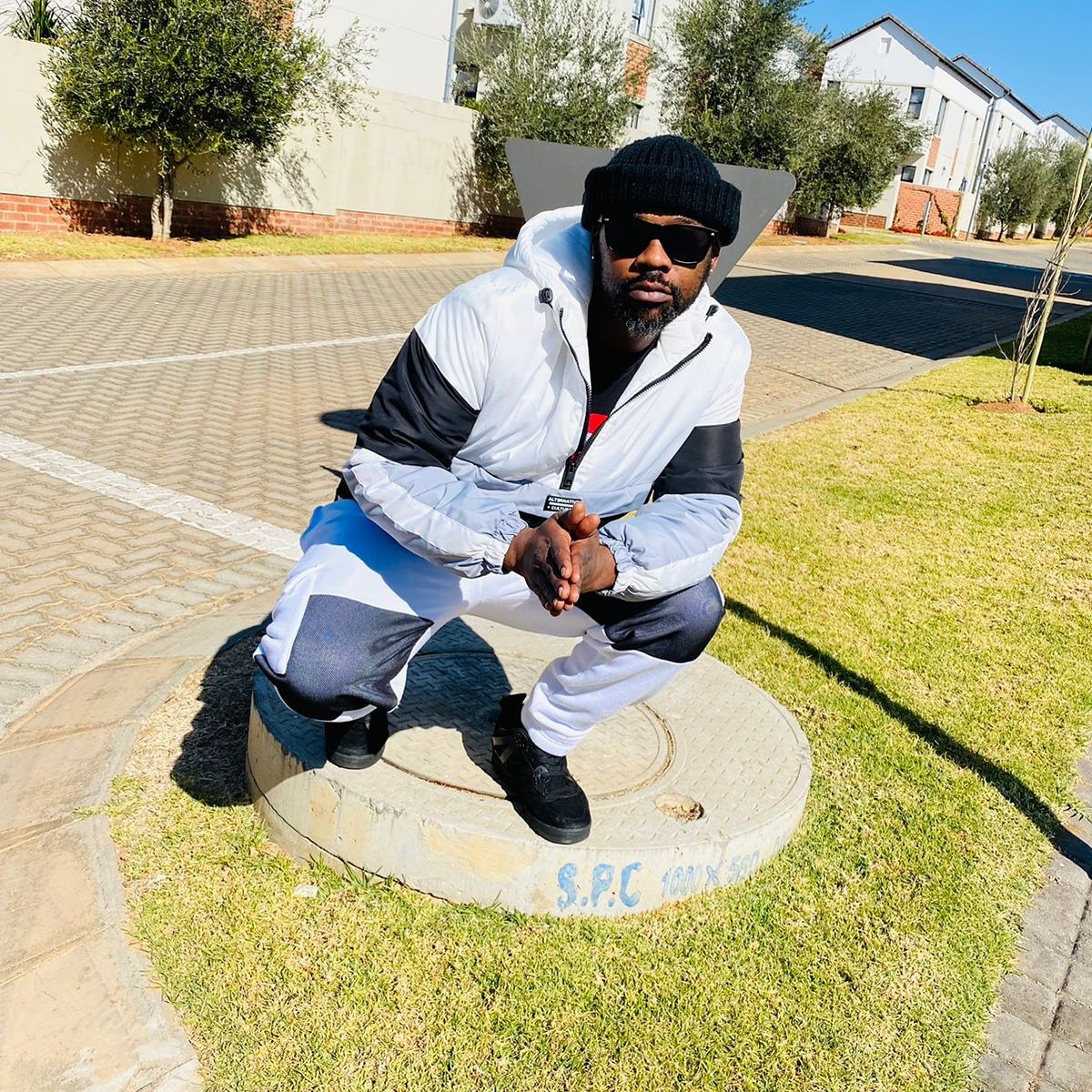 Music Laoding......

@BONGANIFASSIE