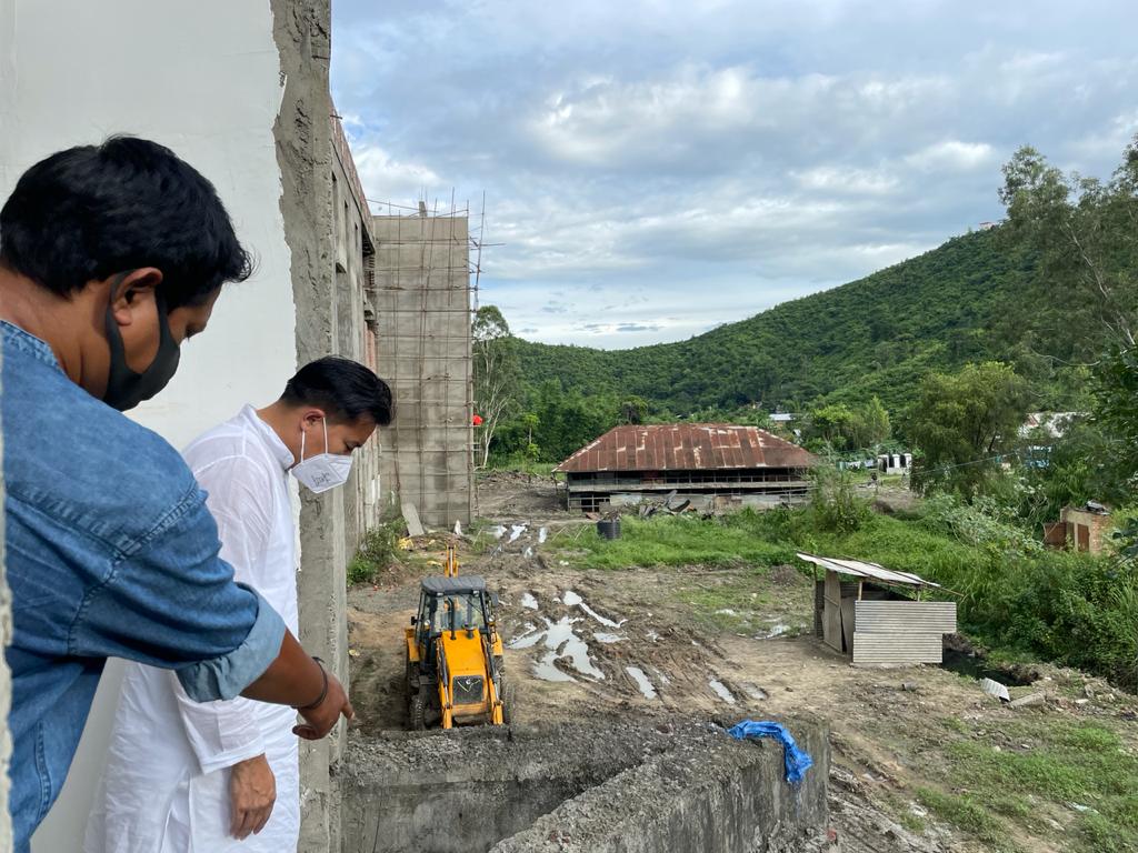 BiswajitThongam's tweet photo. Visited and inspected the new Civil Secretariat Building at Mantripukhri.
Instructed the Engineers and Contractors to complete the work at the earliest.
@blsanthosh https://t.co/lzijcDBBQm