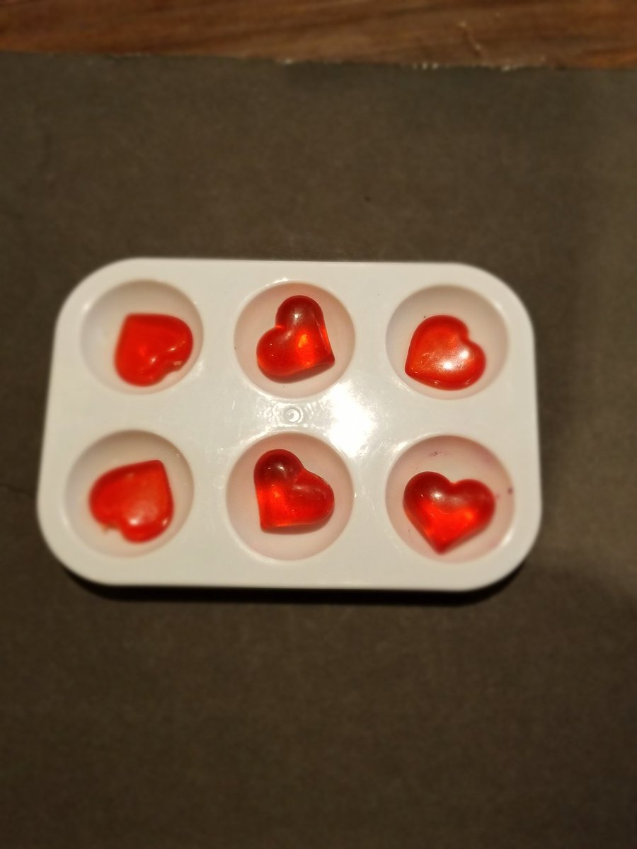 MmeLRT's tweet image. Flat lay fun ! Kicking off day 2 #ETFOsa21 with @mpalmer1073!! Power of counting collections!Thanks for the inspiration @tina_zita ! Feeling supported @ETFOeducators @etfoaq @LeahKearneyTO @jsm2272 #educatorsalwayslearning #betterthanaworksheet