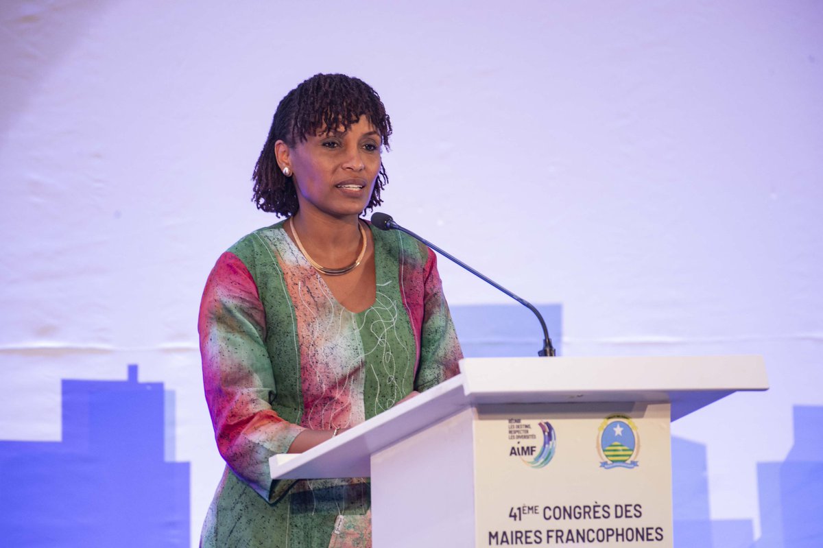 Lydie Hakizimana (@hakizimanalydie) on Twitter photo Je suis très honorée de recevoir le prix de la Femme Francophone de l’année 2021! Je suis également très fière de représenter, avec <a href="/LMushikiwabo/">Louise Mushikiwabo</a> le renouveau de l’engagement des femmes rwandaises au sein de la Francophonie.
#AIMF2021 Je suis très honorée de recevoir le prix de la Femme Francophone de l’année 2021! Je suis également très fière de représenter, avec <a href="/LMushikiwabo/">Louise Mushikiwabo</a> le renouveau de l’engagement des femmes rwandaises au sein de la Francophonie.
#AIMF2021