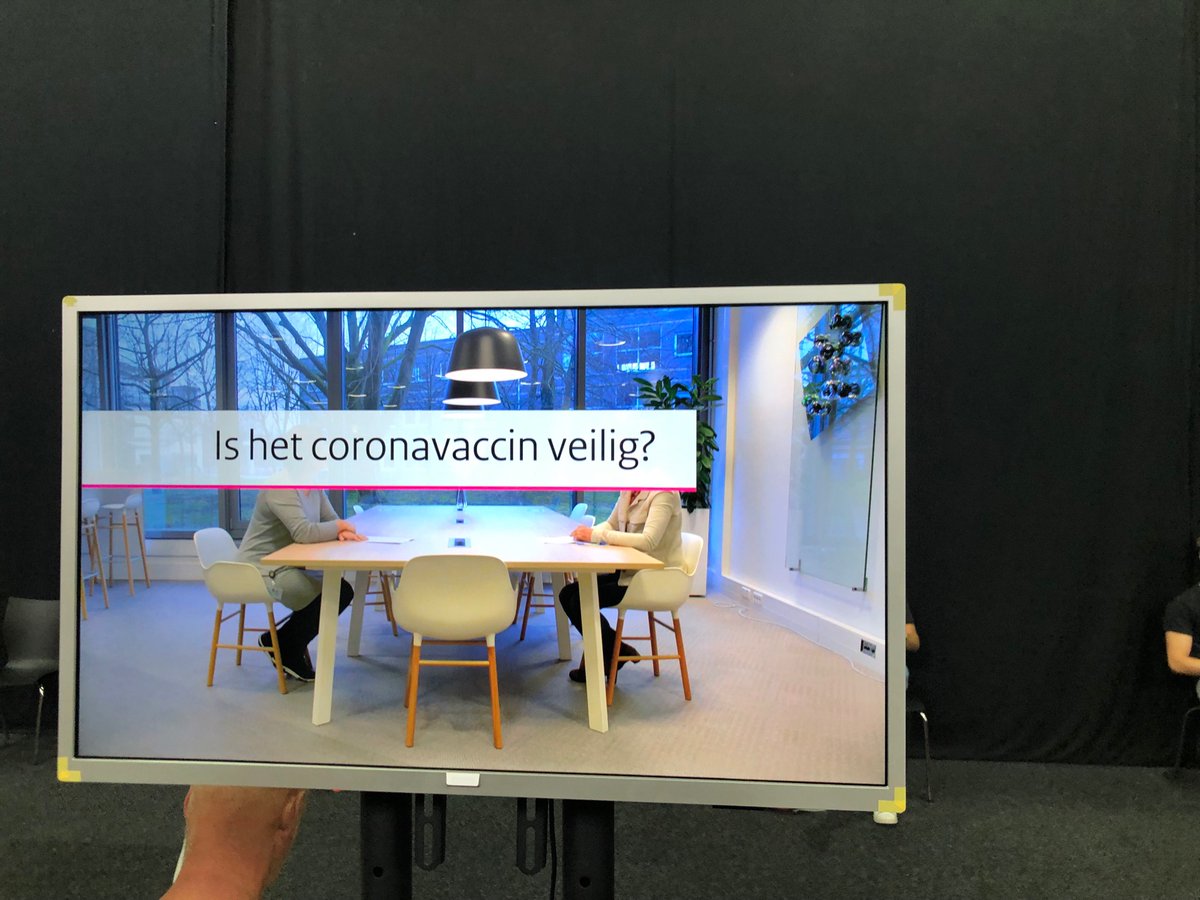 Sietce's tweet photo. Goede vraag om te stellen in de wachtruimte direct na de tweede prik. #vaccinatie #inenting https://t.co/Rn1wCuIXb2