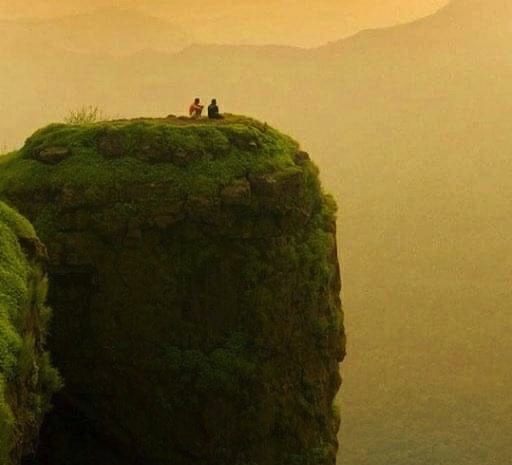 " لا يفرق الله بين قلبين لهما نفس النية الطيبة، فالقلوب على نواياها تلتقي "