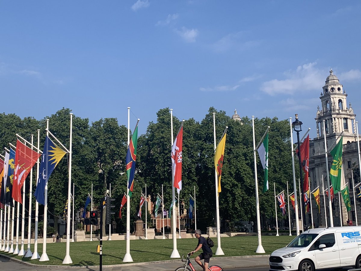 FORLancashire's tweet photo. There, our #Lancashire flag flies between the new flag of #Leicestershire and flag of #Lincolnshire in Parliament Sq. #Countyflagsday on Friday 23 July. We wonder how many connections there are between our counties? @britishcounties https://t.co/ZQcN9AiGis