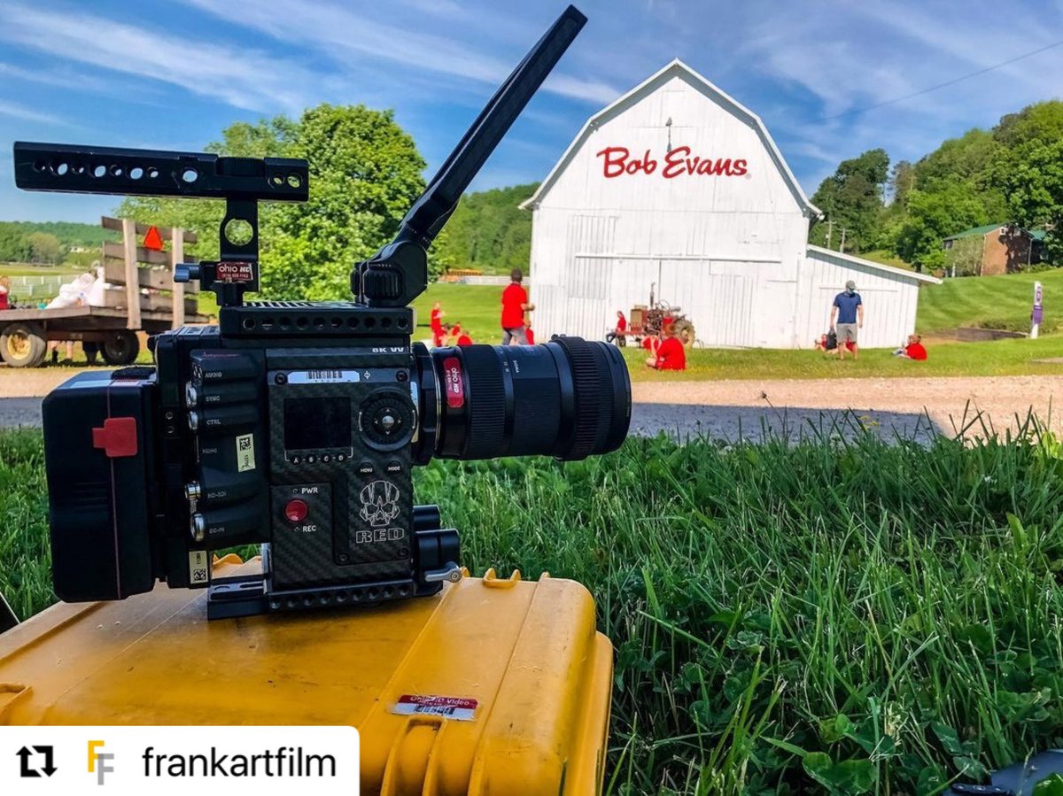 ohdstudios's tweet photo. Our RED Monstro 8K out on the farm getting some great images! @frankartfilm produces some amazing work, go give them a follow!
#repost @frankartfilm
•
"Yesterday’s shoot “Down on the Farm” was a blast! More sneak peeks behind the scenes coming soon."
#ohiohd #ohiohdrentals https://t.co/0T4UmZB3tM