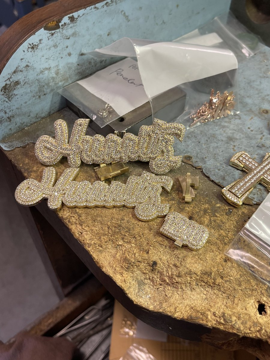 slimmyneutronn's tweet image. If that’s yo shit, stand on it !!! #50k 
#Hunnitz  whole team icy