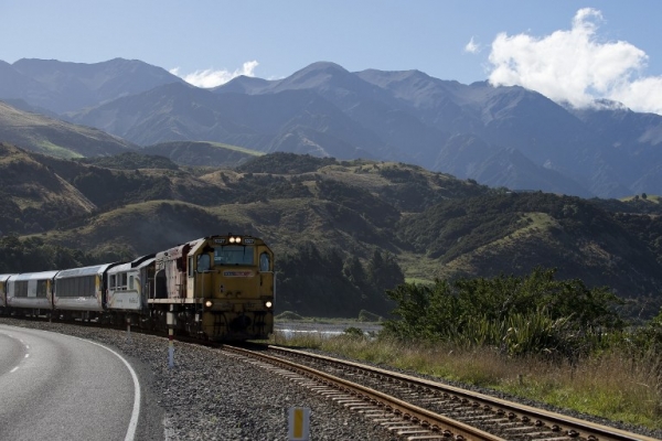 In #Brazil, the governor of the #Amazonian state of #MatoGrosso has announced a new tender for the construction of a $2.3 billion #railroad project. The railroad will be 700km in length and be designed to export #ethanol and other natural resources.

bit.ly/3izczk1