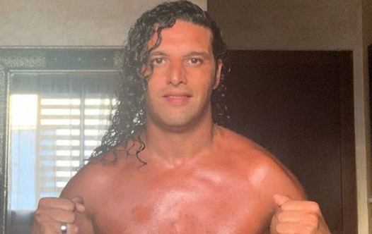 Anouk plaagt afgetrainde Ali B: 'Je ziet eruit als een verkrampte Chippendale' https://t.co/XKmyvQMJhE