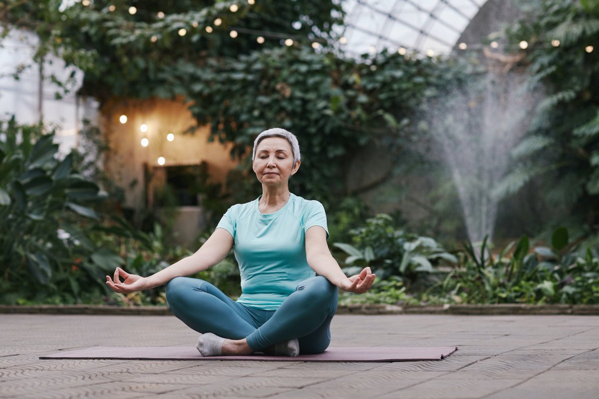 Could spiritual fitness help prevent Alzheimer’s? 🧘‍♂️

A new review in the Journal of Alzheimer’s Disease suggests a simple 12-minute meditative practice may reduce multiple risk factors. 

Read more on this and all the latest industry news in Embody magazine 💚
