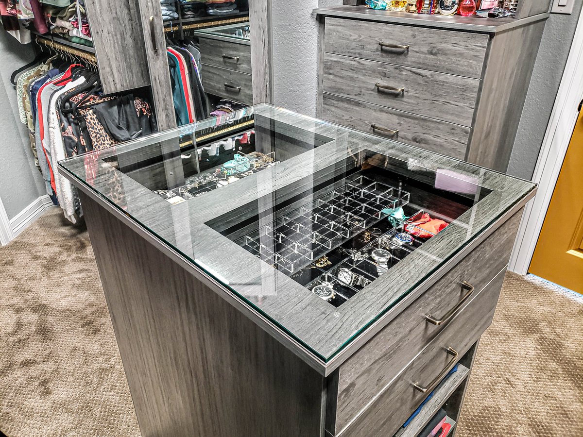 spacemanagercls's tweet photo. We are always interested to see what our designers come up with when working with the customer. We are growing larger and contribute this to the amazing team we have here at SpaceManager Closets! Great job all! 
https://t.co/yQwp9N7QZ7

#team #designers #teamwork #spacemanager https://t.co/1uViKwGpze