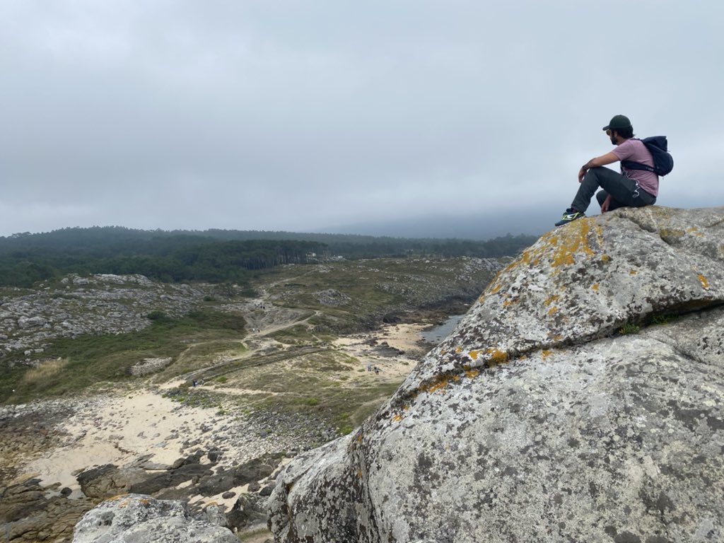 GMGildardo's tweet photo. 🦪 G⅁ “Enseñar es mostrar que es posible. Aprender es volverlo posible para uno mismo: palabras de un Peregrino a Santiago de Compostela”. G⅁ 🦪 Extraordinaria exeperiencia: los caminos de la vida. 🇲🇽 #GG #santiagocompostela https://t.co/qvexKakldu