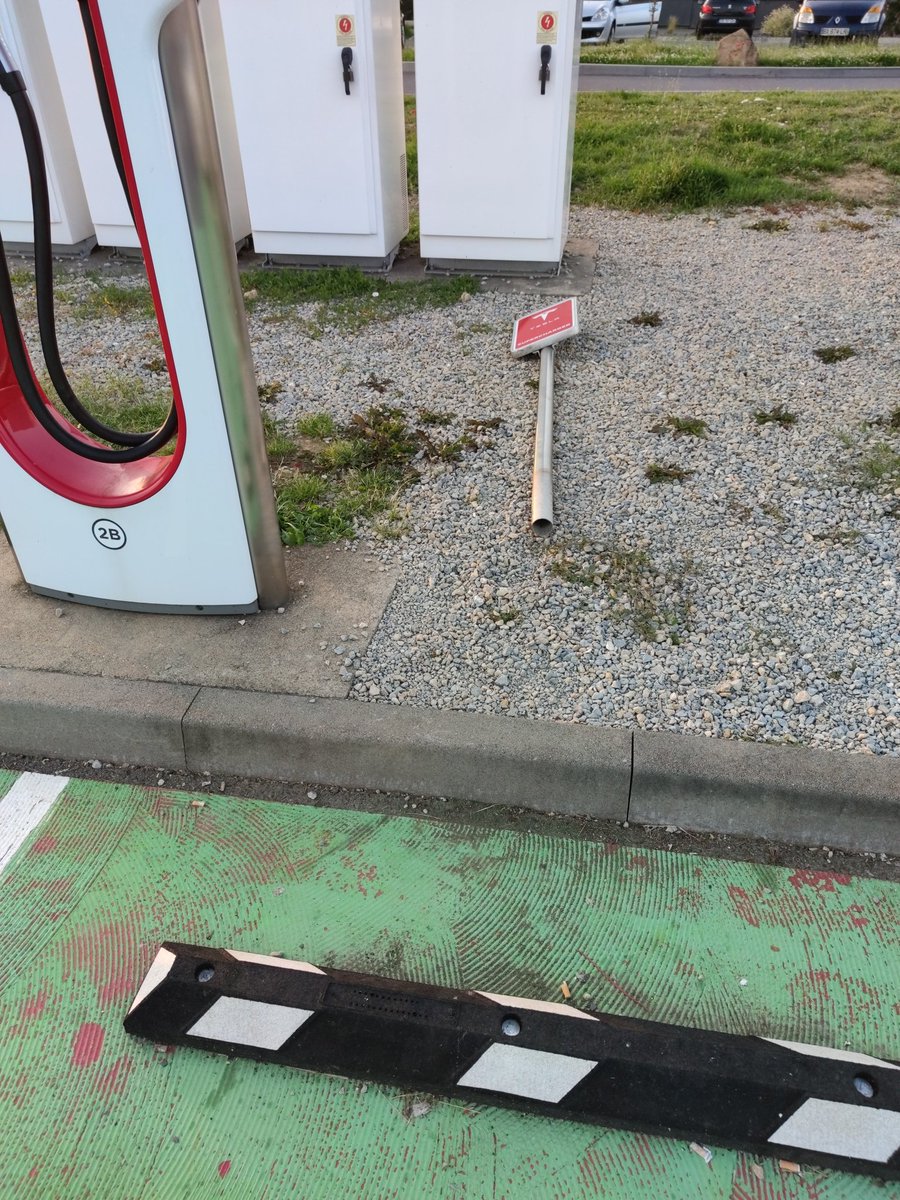 Bommersheim Julien tweet media