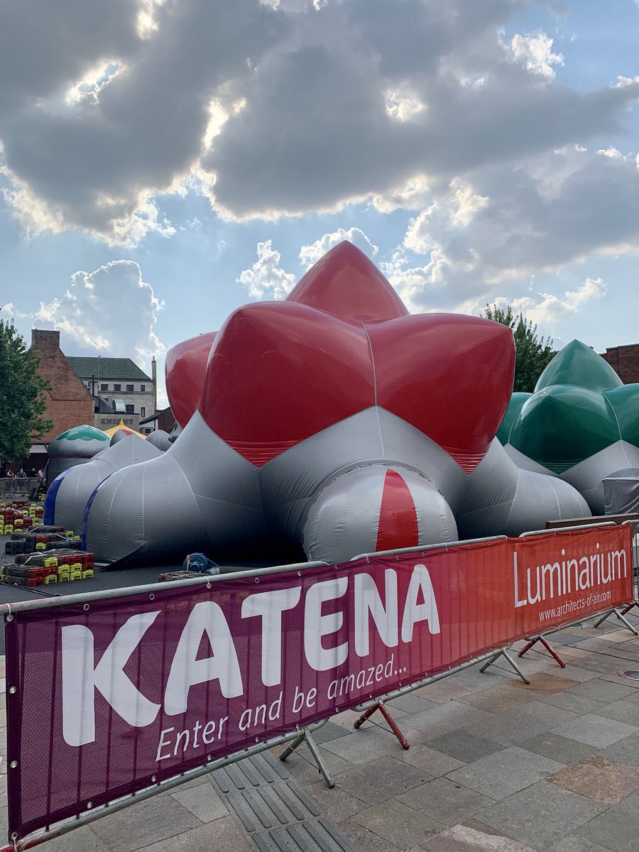 Wow! It was wonderful to get a preview of the Architects of Air luminarium Katena last night and it is definitely worth a visit! It’s in Leicester until Sunday so don’t miss out! @ArchitectsofAir @Bigdiffco @BIDLeicester #Leicester #WhatsOnLeicester