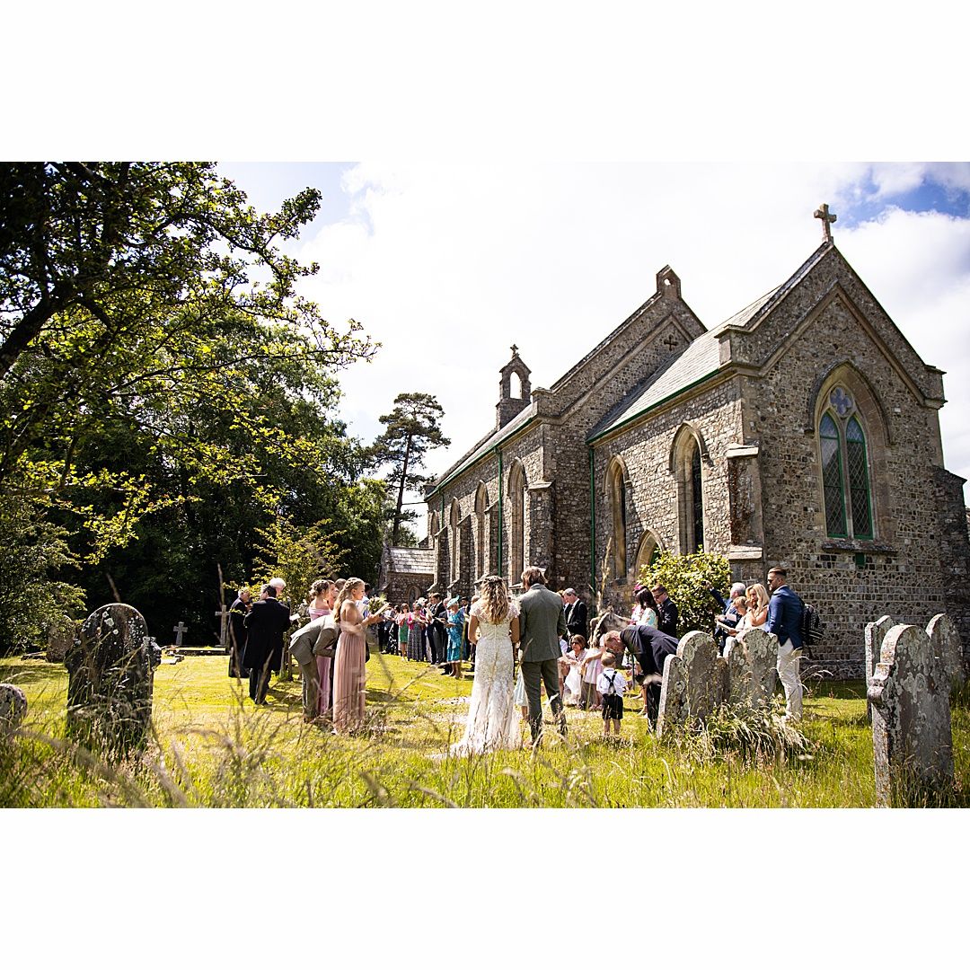 WHERE THERE'S A WILL...there's a way! And if COVID social distancing regulations mean you can't have all your guests in the church...why not bring the hymn to them! #devonweddingphotographer #devonweddingphotography #weddingphotographerdevon #weddingphotographydevon