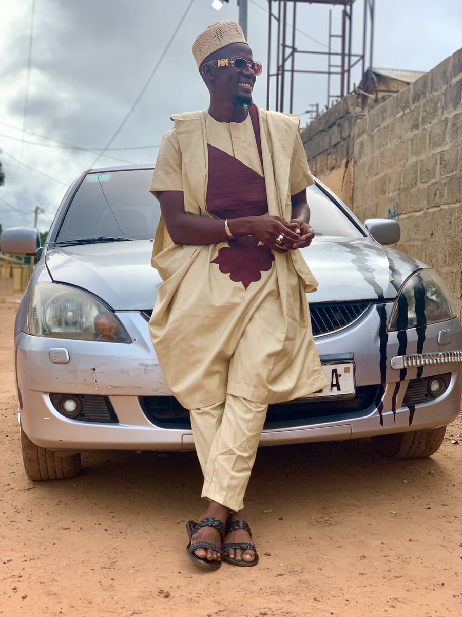 iambarhama's tweet photo. Here I am..

Eid Mubarak from the Mansa kayy..!
#Iambarhamathealbum 
#oct23th https://t.co/fLB40pHLKM