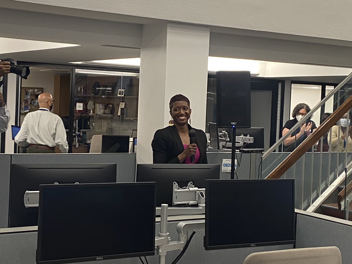 What a day at the <a href="/dallasnews/">Dallas Morning News</a>! <a href="/KatriceRHardy/">Katrice Hardy</a> named new executive editor