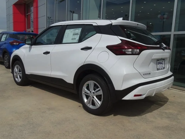 The #NissanKicks is built to your beat!🎶 🙌   

Check it out here: bit.ly/3wLejvW

#IPACNissan #NissanOwner #Kicks #KicksOwner #NewNissanKicks #NissanSUV #NewSUV #NewCrossover #MomCar #FamilyCar