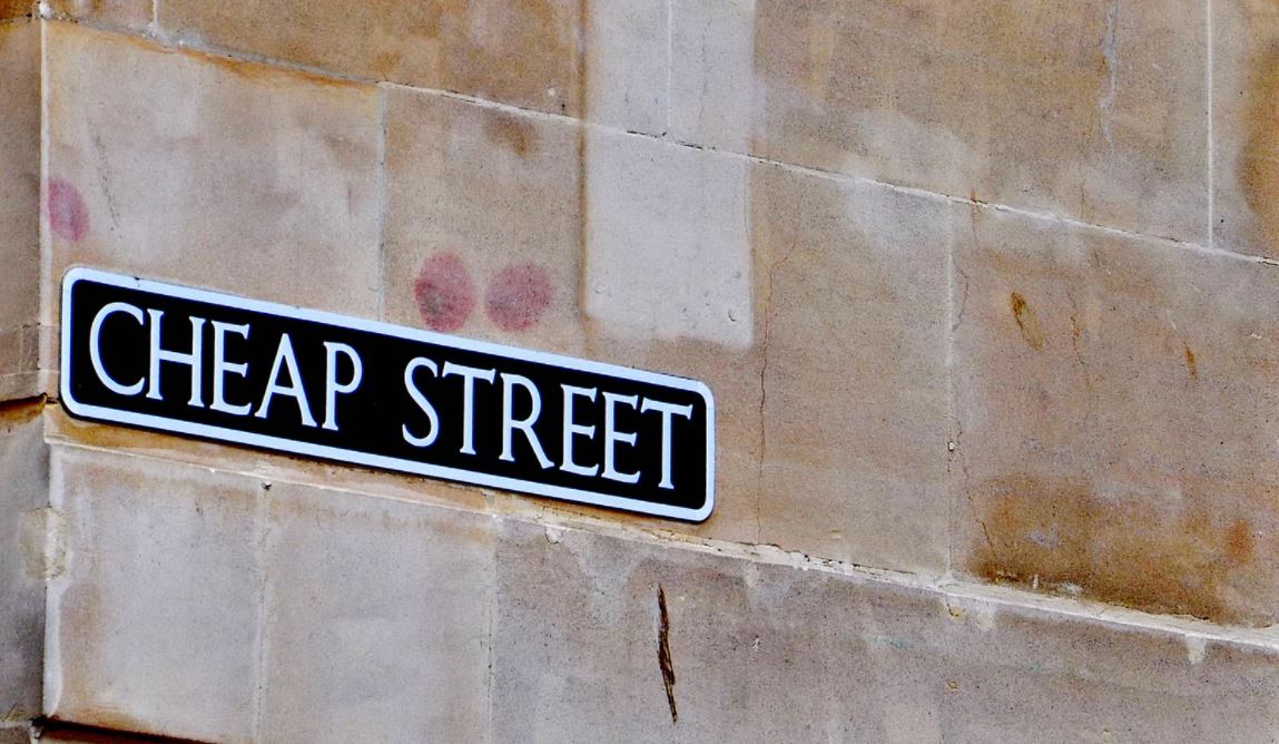 Is the market cheap or expensive? (June 2021) rb.gy/6lpcca 

#Cheap #expensive #Equities #Shares