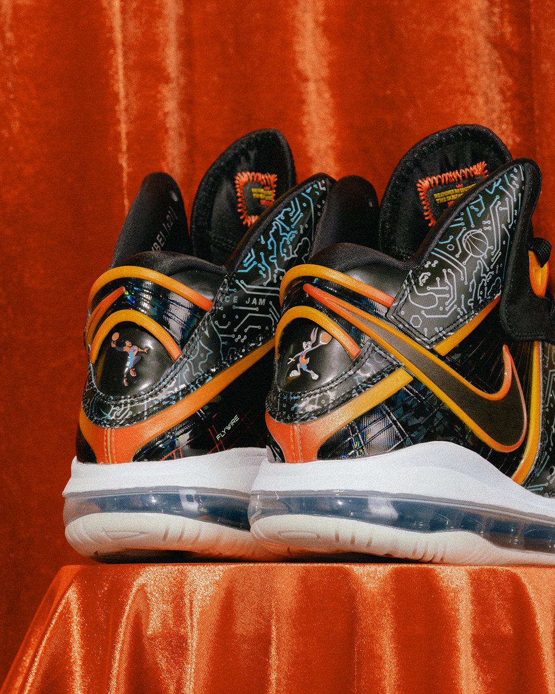 Foot locker shop kyrie 5 taco