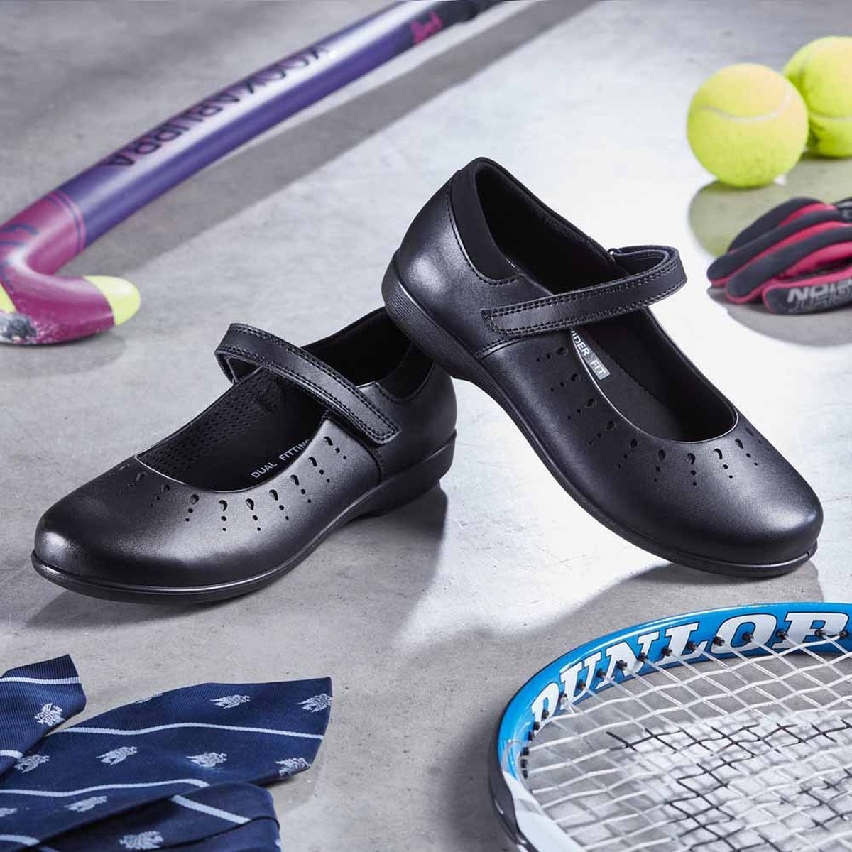 TreadsOfficial's tweet photo. ALBERTA MARY JANE. Designed by a parent - for parents!👞
https://t.co/31K4F8byfL 
✨Constructed from tough yet breathable Permair leather.
✨Central rip tape strap offers secure, adjustable fastening.
✨Sizes start at JR 11.5.

#schooluniform #school2021 #TreadsSchoolShoes https://t.co/TlVpg9kzis