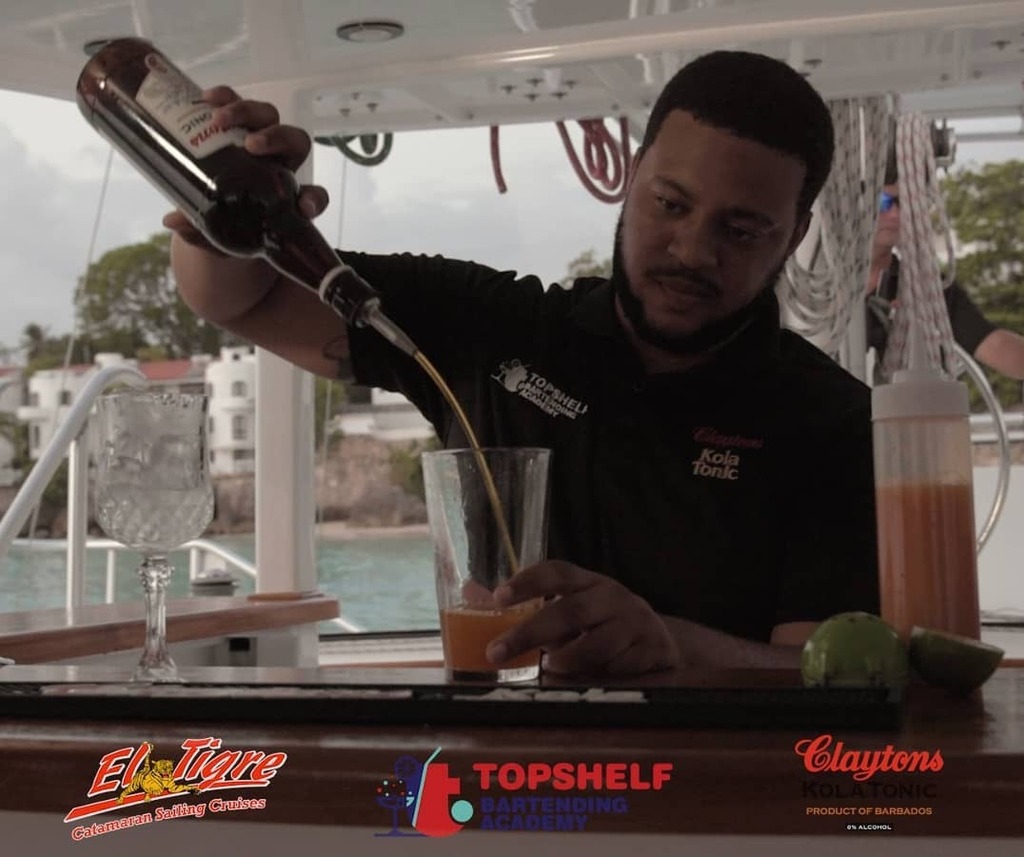 Not all catamaran's have Claytons on board but El Tigre does! 

<a href="/eltigrebarbados/">eltigrebarbados</a>
@claytonskolatonic

#topshelfbartendingacademy
#barlife #rum #savebarbadosrum #mixology #bar instagr.am/p/CRl-bf6Akbc/