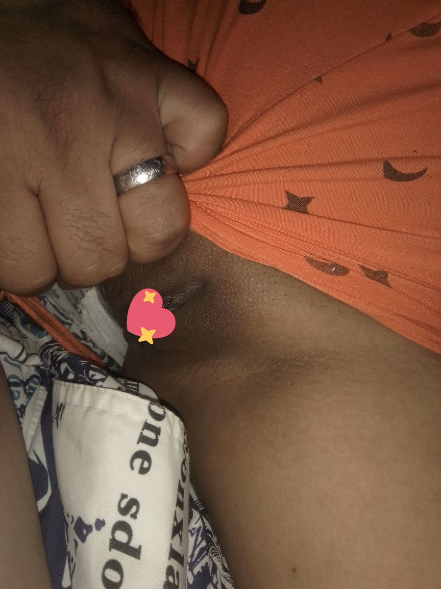 Ban a querer ? Dale RT y te mando 3 de ella sin censura 
Buscamos single de cualquier edad solo que sean limpios , educados y que cuenten con lugar no importa ficico