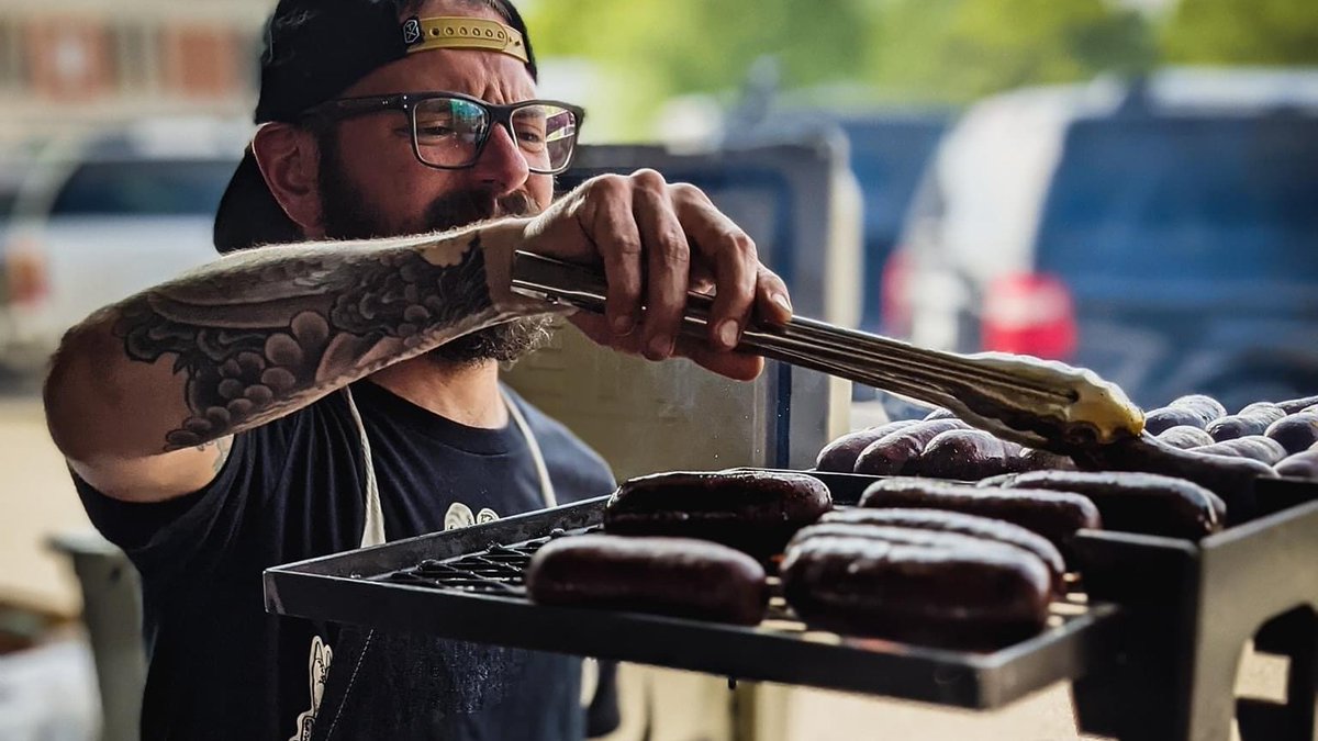 In today's issue, <a href="/bbqtourist/">BBQ Tourist</a> recaps the Harp Barbecue Festival — Kansas City's first craft barbecue event. Plus, Holy Smokes BBQ Fest lineup, <a href="/chefjbbq/">Chefjbbq</a> video profile, <a href="/PostalBarbecue/">PostalBarbecue</a> bacon-wrapped sausage recipe, &amp; more. Read here: bit.ly/3hRNtOo