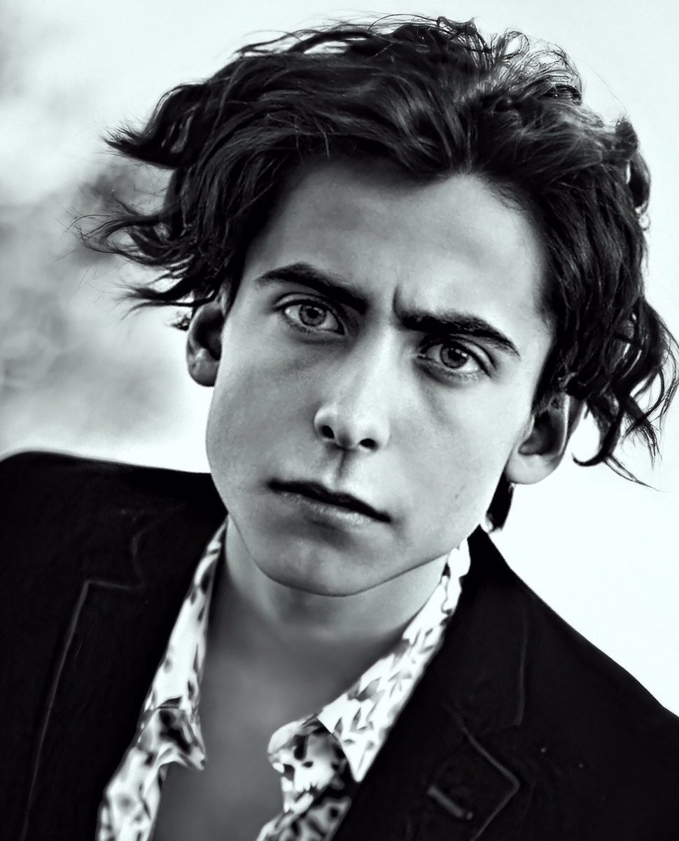 tuaupdated's tweet photo. UPDATE!
Aidan Gallagher almost delays final weeks of production of Season 3 of The Umbrella Academy after bidding $17 million for a seat on Jeff Bezos space mission on Tuesday. The American actor went on rampage on social media after being out-bidded by 18 year old Oliver Daemon. https://t.co/djfCjKDVKy