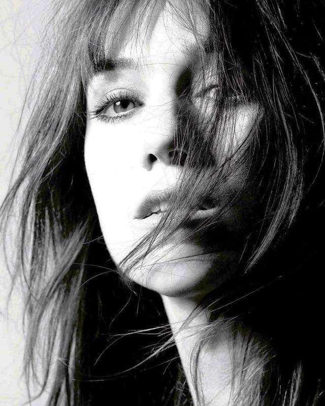 Happy Birthday to the divine Charlotte  Gainsbourg (july 21, 1971) 