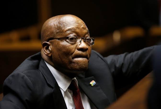 Tshepang_Yh_Cue's tweet photo. I remember when I threw my phone to the floor because of anger seeing picture of her and new partner  #GettingOverExWithGoodSex https://t.co/pir0kD1AV6