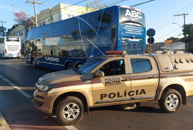 futebol_info's tweet photo. Após cerca de 12 horas na delegacia em Belo Horizonte, delegação do Boca Juniors é liberada e paga fiança de R$ 9 mil.
🗞 Rádio Itatiaia
📸 Rádio Itatiaia https://t.co/WjtTmUs0fr
