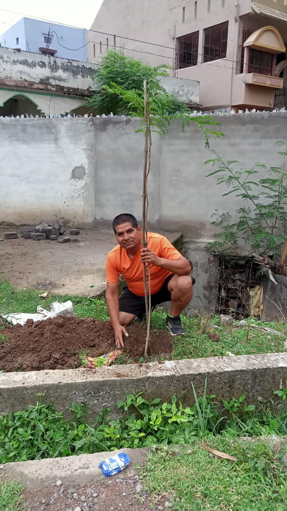 rajeshverrao's tweet photo. Today again we planted trees at SAI Training centre Digvijay Stadium Rajnandgaon with the help of Aashutosh Chaturvedi commissioner Municipal Corporation Rajnandgaon. 
Thanks to
@SinhaTaran @AashutshC
@sai_media
@rajeshverrao @SaiRajnandgaon https://t.co/Hf8PrcQApZ
