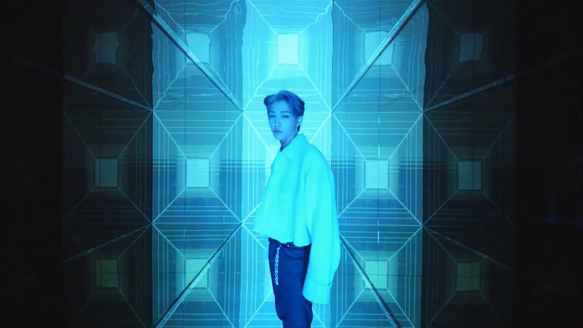 thrccracha's tweet photo. idk but this just come across my mind but maybe the reason felix is really good at utilizing his wave energy to fight the monster because he has been wandering through the time and space (distance) in levanter era https://t.co/1bq615PckX