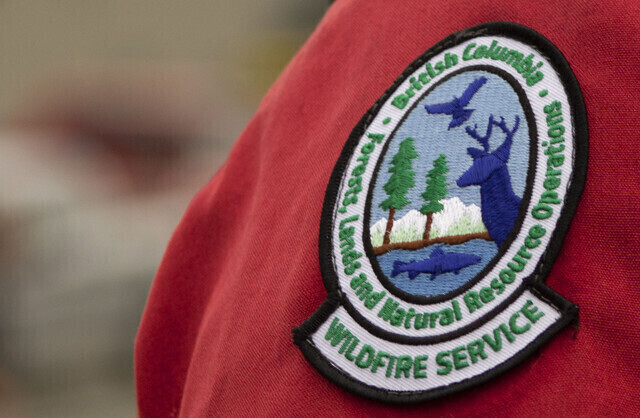 claricoast's tweet photo. In 2017 I led BC Wildfire Service's debrief of their historic fire season. I was reminded of the massive impacts stress has on teams and leaders, both on and off the front line. Thank you @BCGovFireInfo for everything so far. Pace yourself and caretake your full team to the max! https://t.co/EwUFUCTQ3F