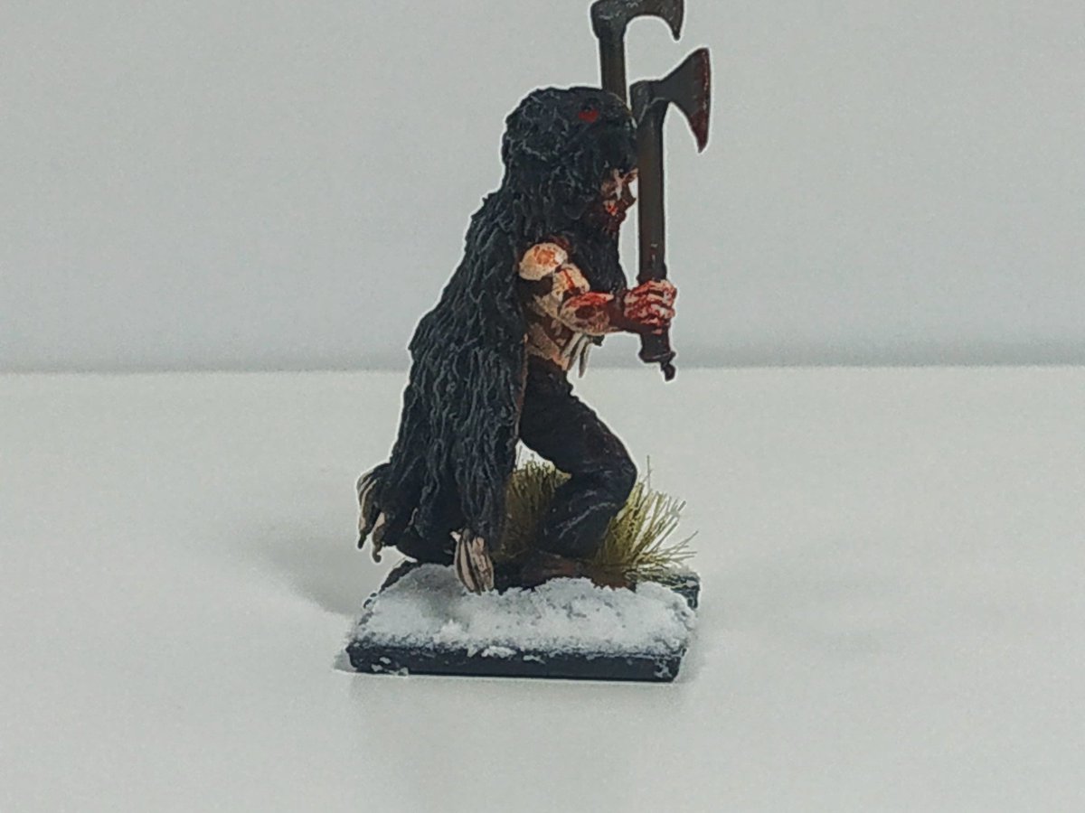 Mr_Vorov's tweet photo. #Holyo #1año12negro
"Podrás llevar la piel, garras o el cráneo de un oso si lo has cazado tú mismo"
Precepto del culto de Ursun que este sacerdote del mismo ha cumplido a la perfección https://t.co/gJv5aV6VdV