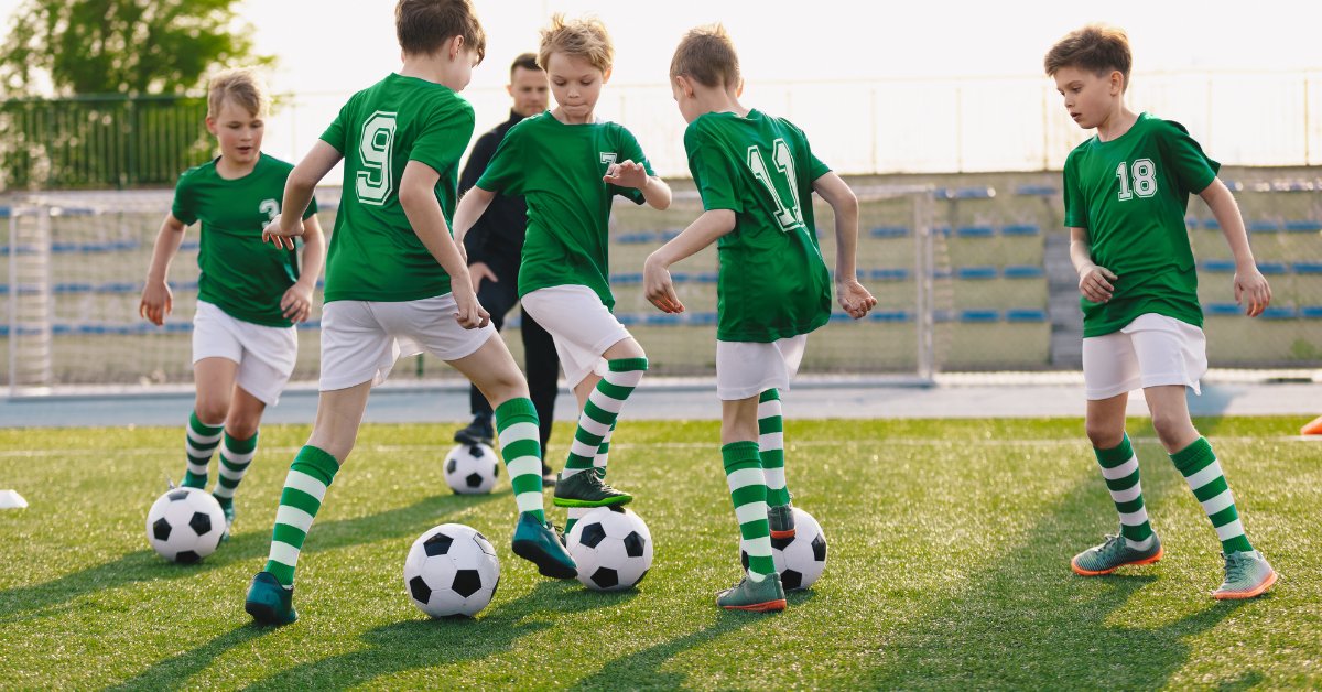liquidscreen's tweet photo. When the game season comes around and your team is out in the field, there is nothing quite like wearing the team shirt and hat that represents your team spirit. Here are 3 awesome spiritwear ideas for you!

https://t.co/57jfXucKLc https://t.co/ERuJE8Uru6