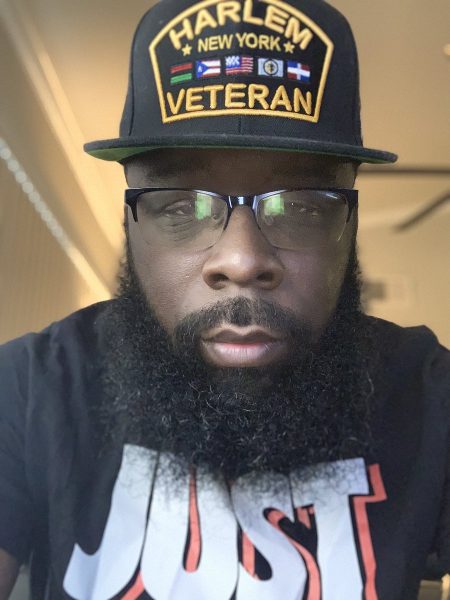 _Beezo__'s tweet photo. Birth of the Cool..43 looks good on me..another year round the sun and my hairline still intact #TalkToMeNice #JuHurd #MyBirthday https://t.co/ofuwXssqwu