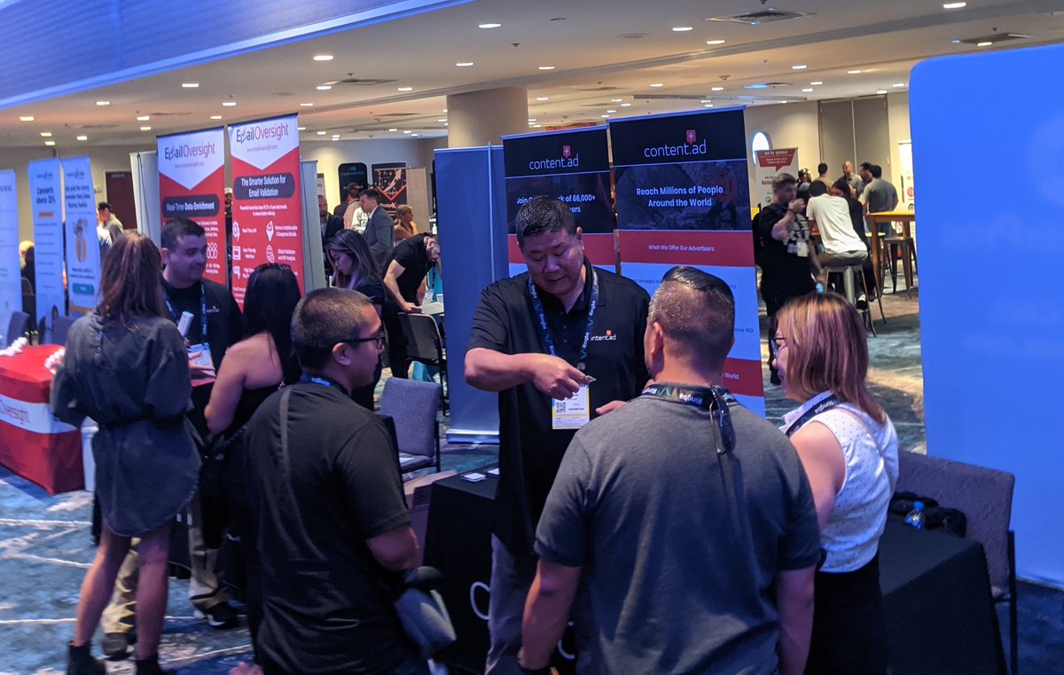 adkernel's tweet image. Scenes from the &quot;Meet Market&quot; at #ase21  Floor. #affiliate  Paradise! #AffiliateMarketing @tkuoch