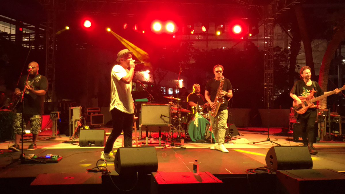 mc954fl's tweet photo. All of the pictures &amp; videos of Marti at The Oasis are up on the blog https://t.co/ulTEjbPXu6 https://t.co/sTt3e4MEW7