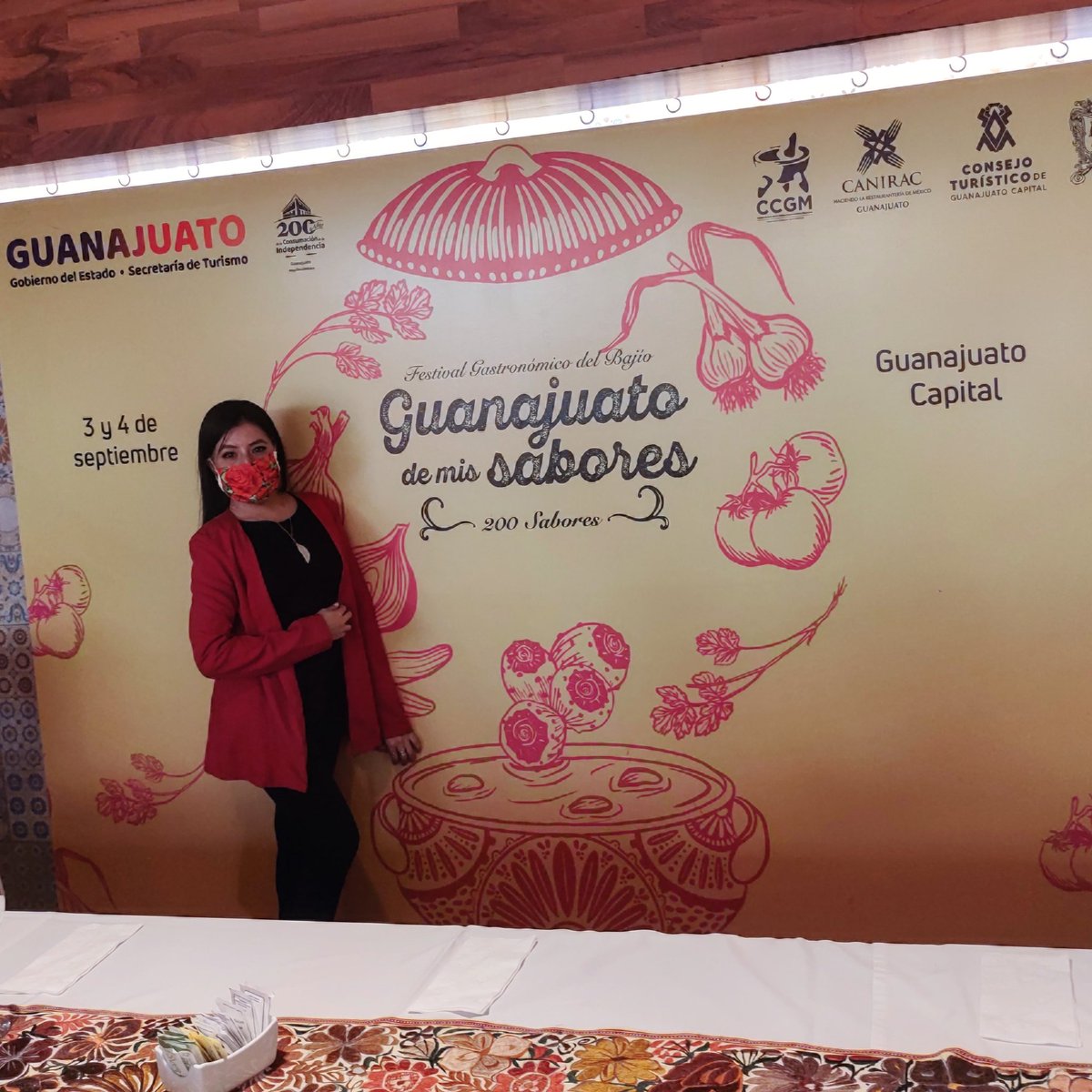 BRENDA_HERAS's tweet photo. Evento gastronómico en puerta:
200 Sabores
10 restaurantes expositores
4 Cocineras Tradicionales.
5 productores regionales
2 Talleres sensoriales.

 En la Explanada de la Alhóndiga de Granaditas.
#CaniracGto

#GuanajuatoCapital #evento #turismogastronomico #visitmexico https://t.co/EoM3ulamHw