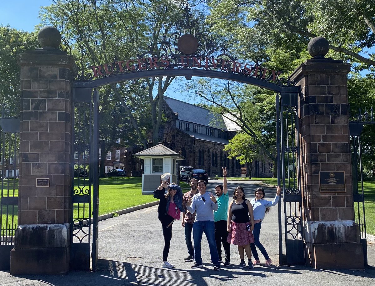 Goldman_Group's tweet image. When the PI isn’t around!