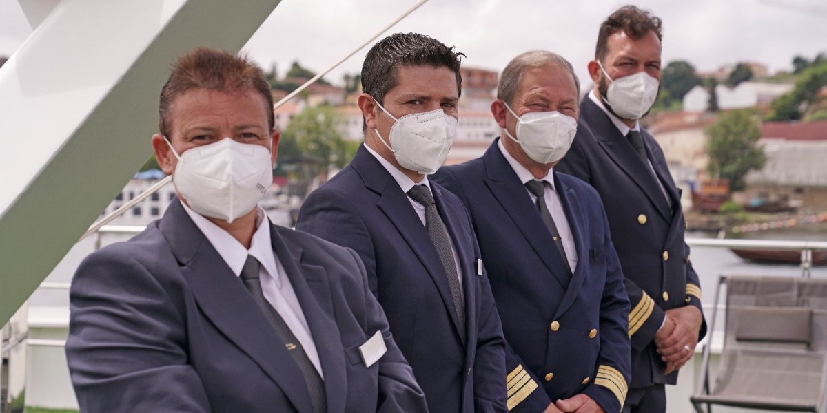ScenicLuxury's tweet photo. We'll be setting sail along Portugal’s Douro River once again in less than 10 days. We’re implementing state-of-the-art protocols to safeguard the health and safety of our guests and crew while ensuring a truly wonderful travel experience. 

#backonboard #visitportigal https://t.co/sUUuUudpjr