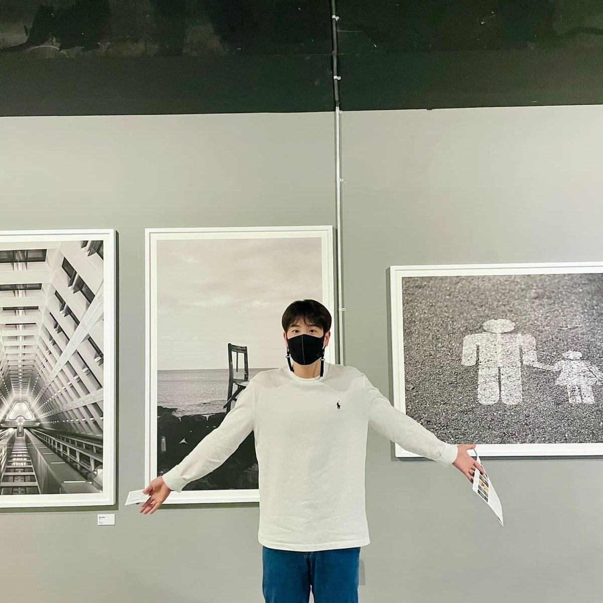 pyojihoonbr's tweet photo. "Os trabalhos dos outros artistas também são muito bons. Será realizado no Lotte World Mall em Jamsil até o dia 25, então vá ver uma boa exposição. ~~"
(2/2) https://t.co/TiRw5iWQWJ